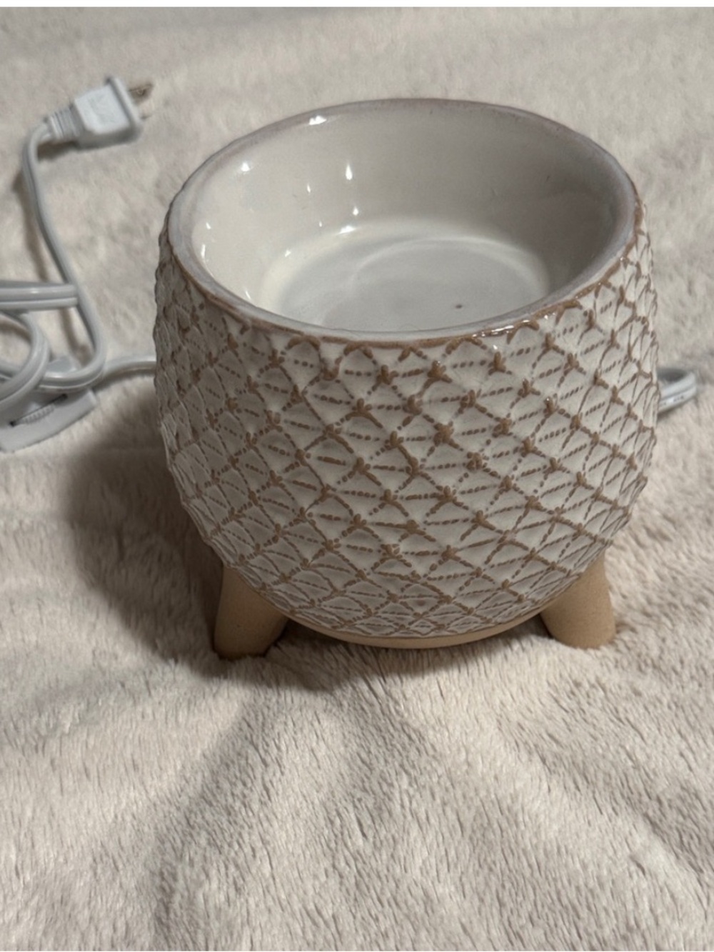 Scentsy Cream Electric Ceramic Wax Warmer